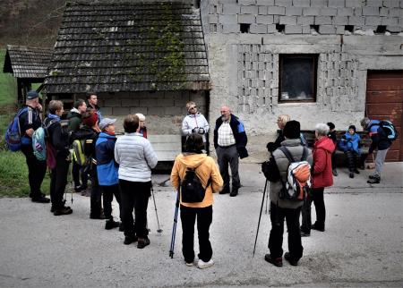 Pohod DU Mirna, foto A Janezic (5)